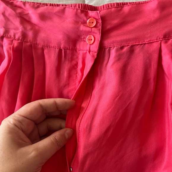 Vintage 80s 90s Silk High Waisted Bright Coral Red Shorts S - Picture 6 of 13